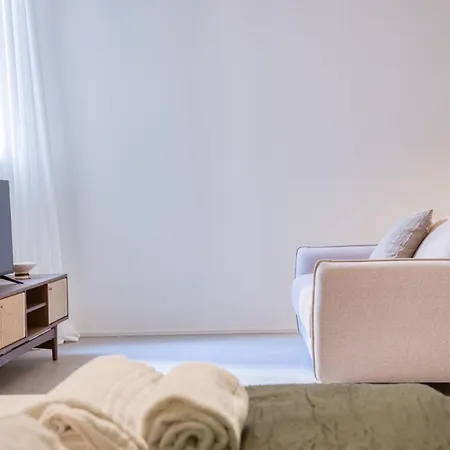 Easylife - - Ausonio 6 - Sant'ambrogio Apartmán *